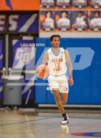 Thumbnail 2 in Grand Oaks vs College Park photogallery.