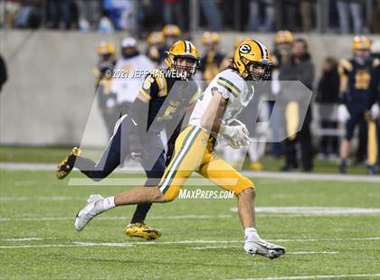 Thumbnail 1 in Springfield vs. St. Edward (OHSAA D1 Final) photogallery.