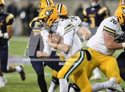 Thumbnail 2 in Springfield vs. St. Edward (OHSAA D1 Final) photogallery.