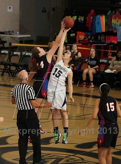 Thumbnail 1 in Urban vs. Metairie Park Country Day (So Cal Holiday Classic) photogallery.