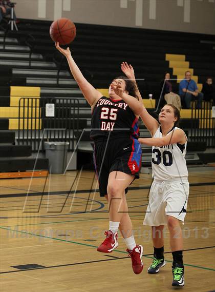 Thumbnail 1 in Urban vs. Metairie Park Country Day (So Cal Holiday Classic) photogallery.