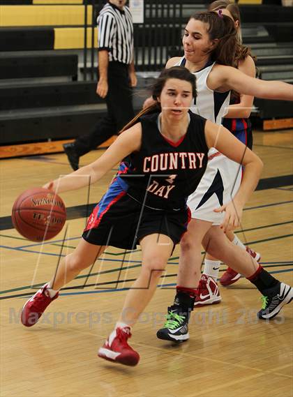Thumbnail 3 in Urban vs. Metairie Park Country Day (So Cal Holiday Classic) photogallery.