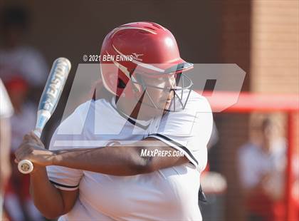 Thumbnail 2 in Ola @ Dutchtown photogallery.