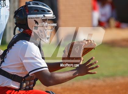 Thumbnail 1 in Ola @ Dutchtown photogallery.