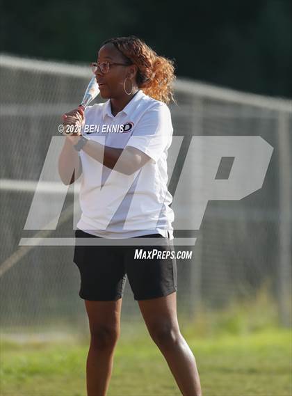 Thumbnail 2 in Ola @ Dutchtown photogallery.