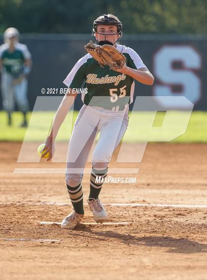 Thumbnail 3 in Ola @ Dutchtown photogallery.