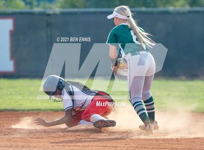 Thumbnail 1 in Ola @ Dutchtown photogallery.