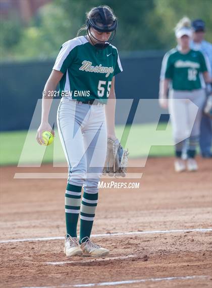 Thumbnail 2 in Ola @ Dutchtown photogallery.