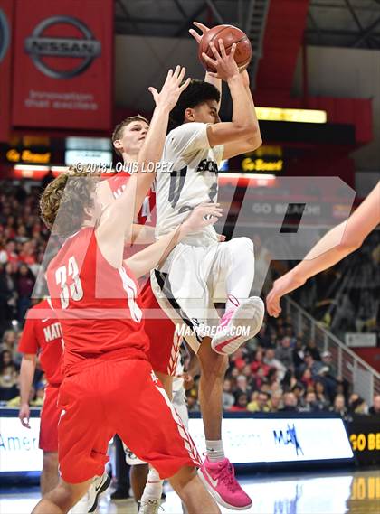 Thumbnail 1 in Sierra Canyon vs. Mater Dei (CIF SS Open DIV Final) photogallery.