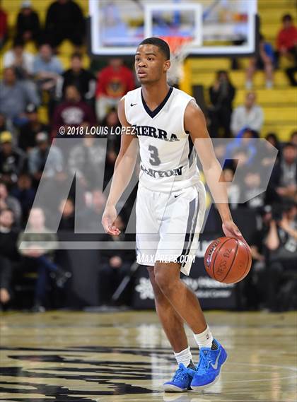 Thumbnail 1 in Sierra Canyon vs. Mater Dei (CIF SS Open DIV Final) photogallery.