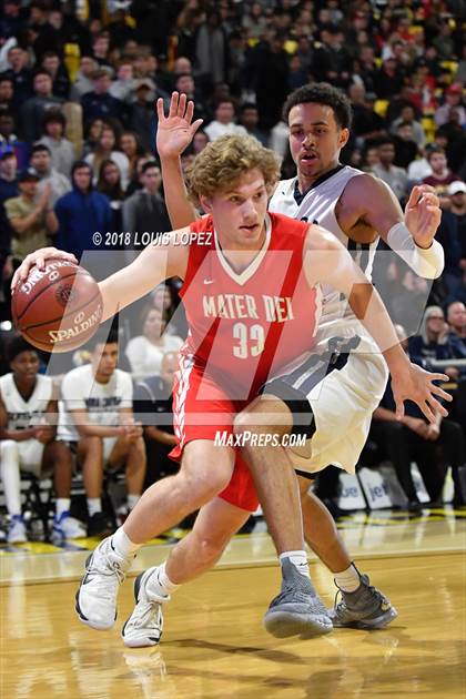 Thumbnail 3 in Sierra Canyon vs. Mater Dei (CIF SS Open DIV Final) photogallery.