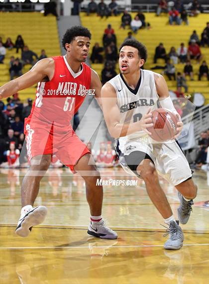 Thumbnail 2 in Sierra Canyon vs. Mater Dei (CIF SS Open DIV Final) photogallery.