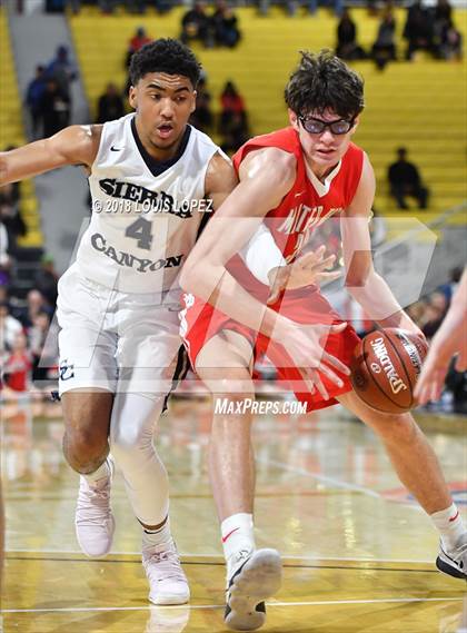 Thumbnail 2 in Sierra Canyon vs. Mater Dei (CIF SS Open DIV Final) photogallery.