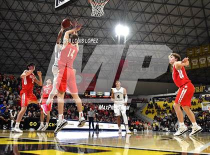 Thumbnail 3 in Sierra Canyon vs. Mater Dei (CIF SS Open DIV Final) photogallery.