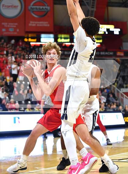Thumbnail 2 in Sierra Canyon vs. Mater Dei (CIF SS Open DIV Final) photogallery.