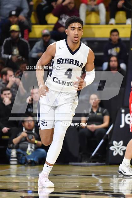 Thumbnail 2 in Sierra Canyon vs. Mater Dei (CIF SS Open DIV Final) photogallery.