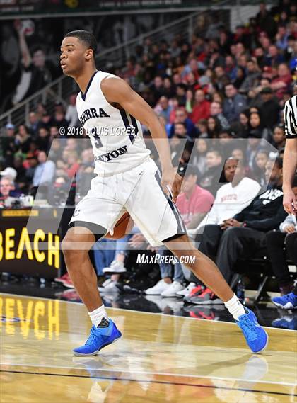 Thumbnail 2 in Sierra Canyon vs. Mater Dei (CIF SS Open DIV Final) photogallery.