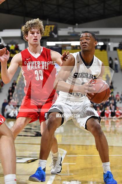 Thumbnail 1 in Sierra Canyon vs. Mater Dei (CIF SS Open DIV Final) photogallery.
