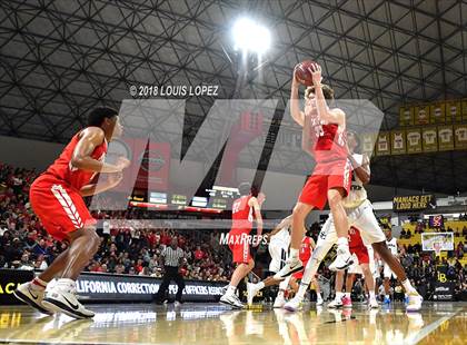 Thumbnail 3 in Sierra Canyon vs. Mater Dei (CIF SS Open DIV Final) photogallery.