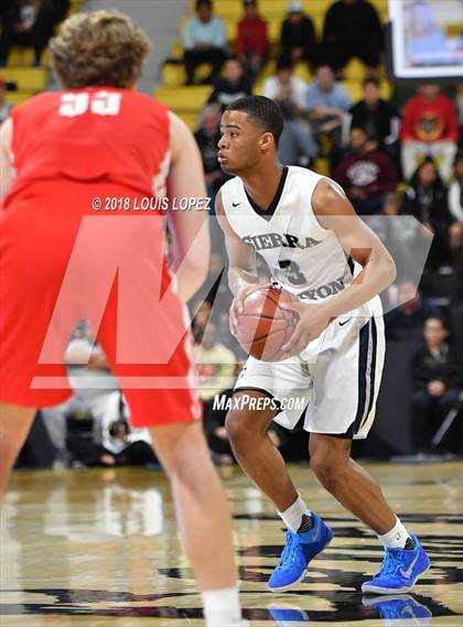 Thumbnail 2 in Sierra Canyon vs. Mater Dei (CIF SS Open DIV Final) photogallery.