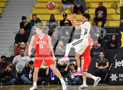 Thumbnail 2 in Sierra Canyon vs. Mater Dei (CIF SS Open DIV Final) photogallery.