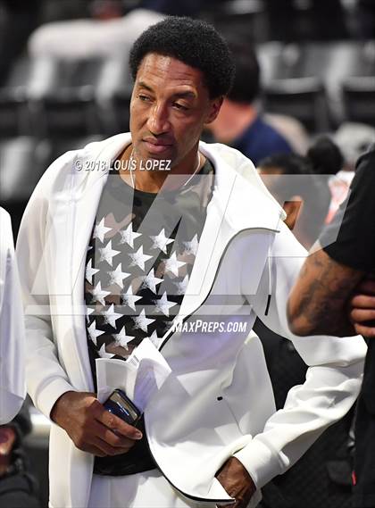 Thumbnail 3 in Sierra Canyon vs. Mater Dei (CIF SS Open DIV Final) photogallery.