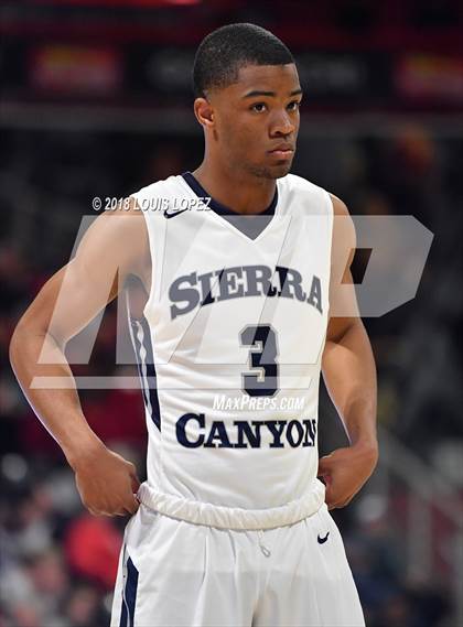 Thumbnail 3 in Sierra Canyon vs. Mater Dei (CIF SS Open DIV Final) photogallery.