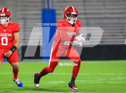 Thumbnail 1 in Pasadena vs Muir photogallery.