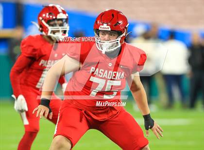 Thumbnail 2 in Pasadena vs Muir photogallery.