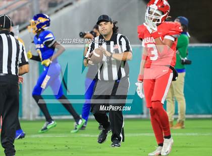 Thumbnail 2 in Pasadena vs Muir photogallery.