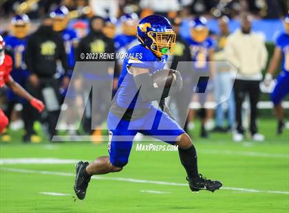 Thumbnail 3 in Pasadena vs Muir photogallery.