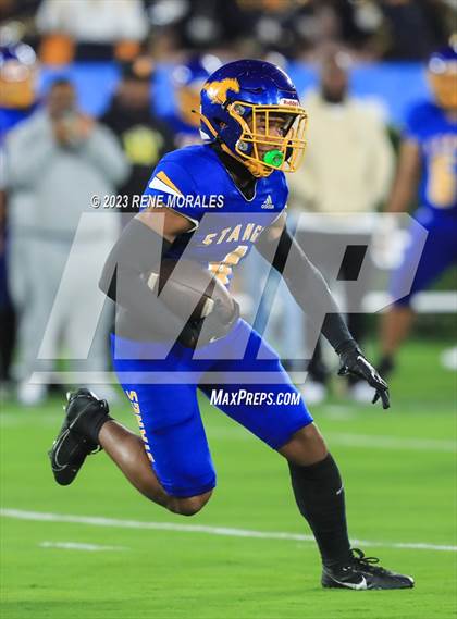 Thumbnail 1 in Pasadena vs Muir photogallery.