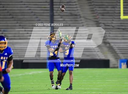 Thumbnail 3 in Pasadena vs Muir photogallery.