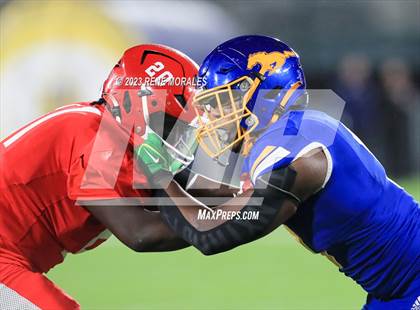 Thumbnail 2 in Pasadena vs Muir photogallery.