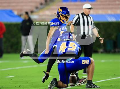 Thumbnail 3 in Pasadena vs Muir photogallery.