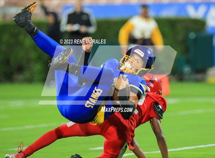 Thumbnail 3 in Pasadena vs Muir photogallery.