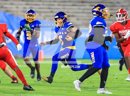 Thumbnail 1 in Pasadena vs Muir photogallery.