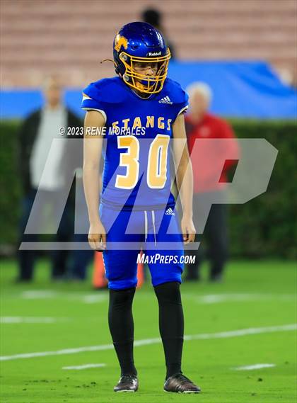 Thumbnail 3 in Pasadena vs Muir photogallery.