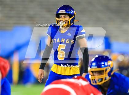 Thumbnail 1 in Pasadena vs Muir photogallery.