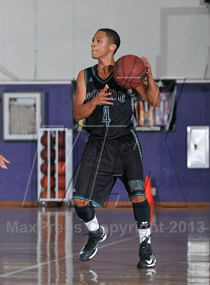 Thumbnail 3 in Ponderosa vs. Sacramento (St. Hope Elite Classic) photogallery.