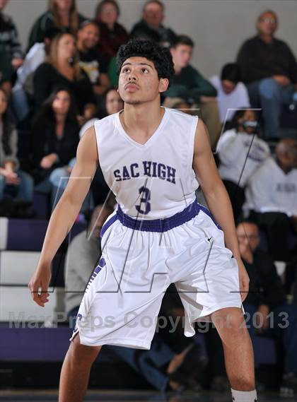 Thumbnail 1 in Ponderosa vs. Sacramento (St. Hope Elite Classic) photogallery.
