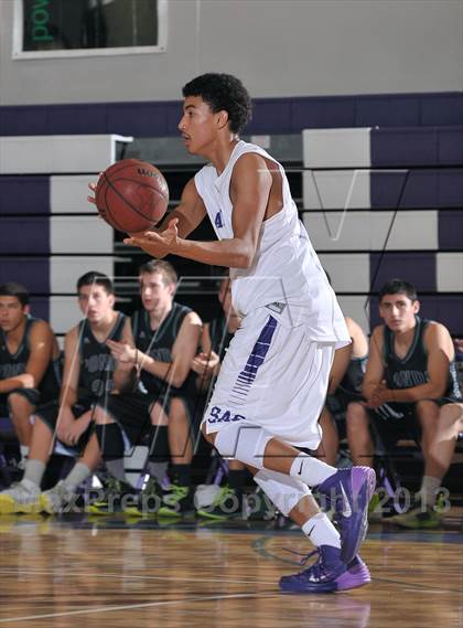 Thumbnail 3 in Ponderosa vs. Sacramento (St. Hope Elite Classic) photogallery.