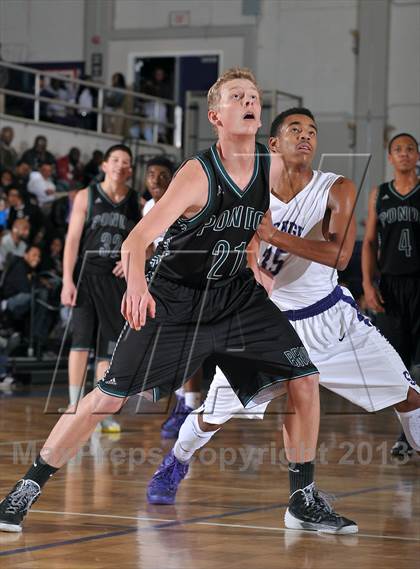 Thumbnail 2 in Ponderosa vs. Sacramento (St. Hope Elite Classic) photogallery.