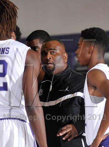 Thumbnail 2 in Ponderosa vs. Sacramento (St. Hope Elite Classic) photogallery.