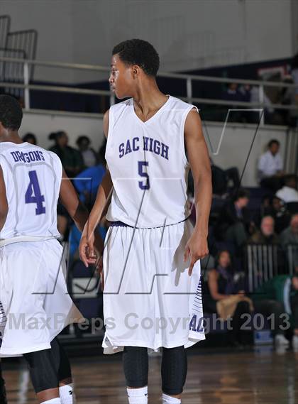 Thumbnail 2 in Ponderosa vs. Sacramento (St. Hope Elite Classic) photogallery.