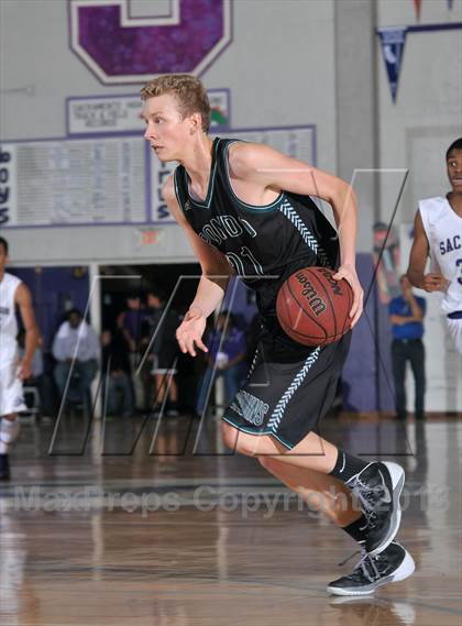 Thumbnail 3 in Ponderosa vs. Sacramento (St. Hope Elite Classic) photogallery.