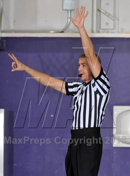 Thumbnail 3 in Ponderosa vs. Sacramento (St. Hope Elite Classic) photogallery.