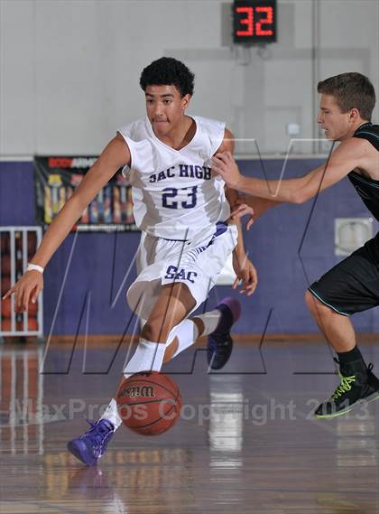 Thumbnail 3 in Ponderosa vs. Sacramento (St. Hope Elite Classic) photogallery.