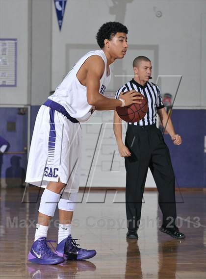 Thumbnail 2 in Ponderosa vs. Sacramento (St. Hope Elite Classic) photogallery.