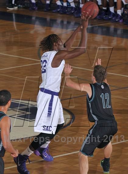 Thumbnail 2 in Ponderosa vs. Sacramento (St. Hope Elite Classic) photogallery.